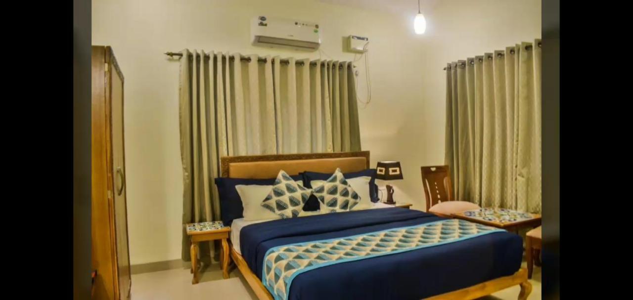 Prism Grand Villas 8Bhk With 2 Livings & 2 Private Pools Старый Гоа Экстерьер фото